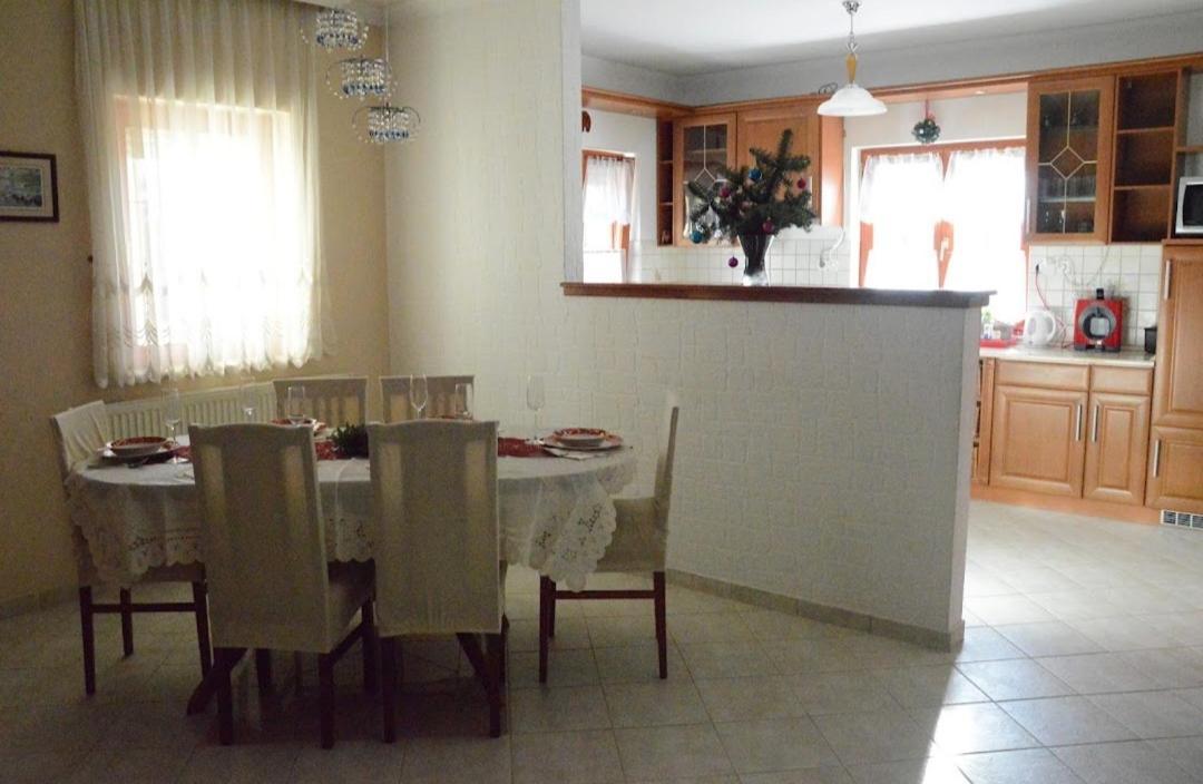 Villa Csilla Elegant House Erd Luaran gambar